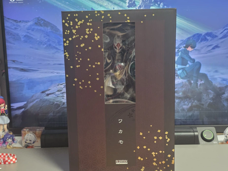 여우같은 년들 피규어 뜯었다_1.webp