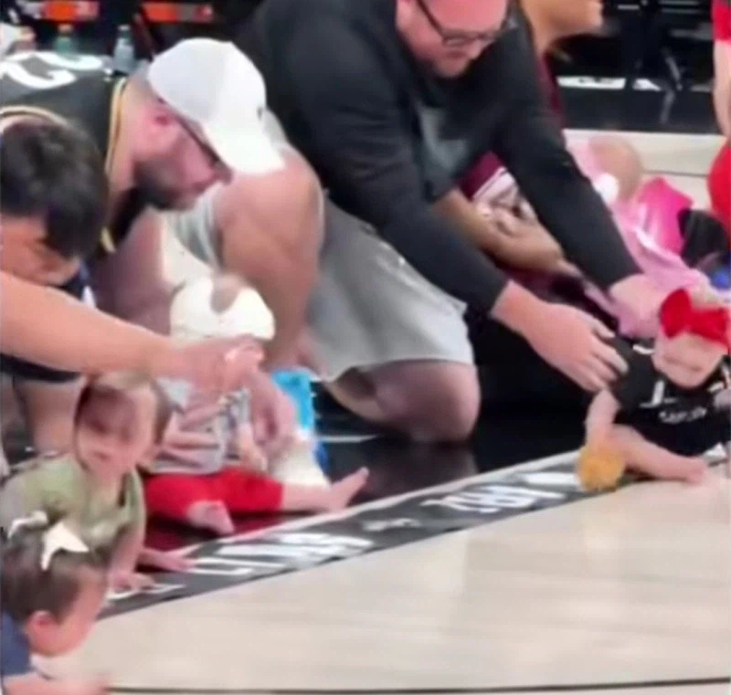 시합중 레벨업 해버린 아기_1.webp