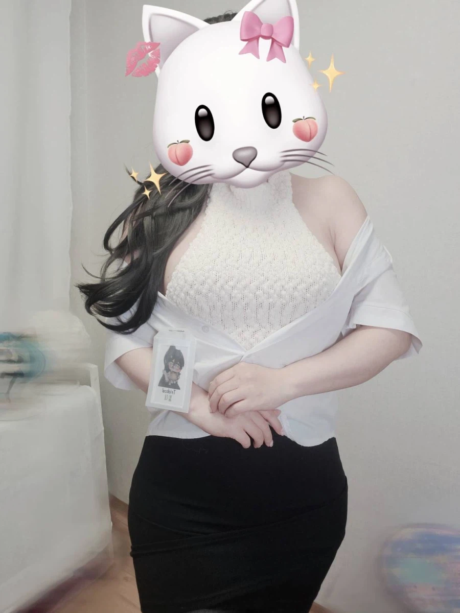 트릭컬) 힐데가 되고싶어(◞‸ ◟).cosplay_1.webp