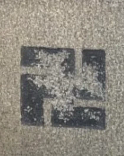 일본 관광지역에서 파괴된 지장보살상_3.webp