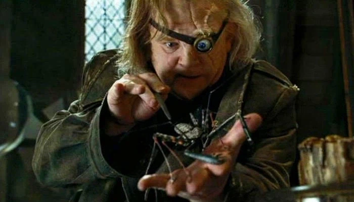 판타지vs현대군 하면 꼭 화력이나 정면대결만 하는 이유_1.webp