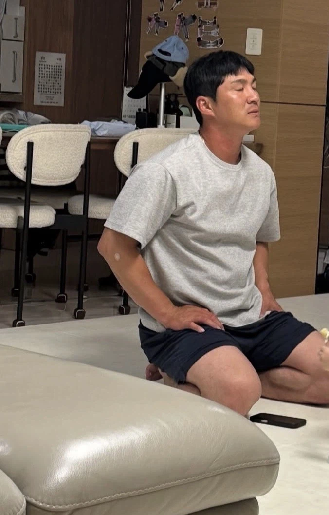 WBC 집관중이던 야구선수_2.webp