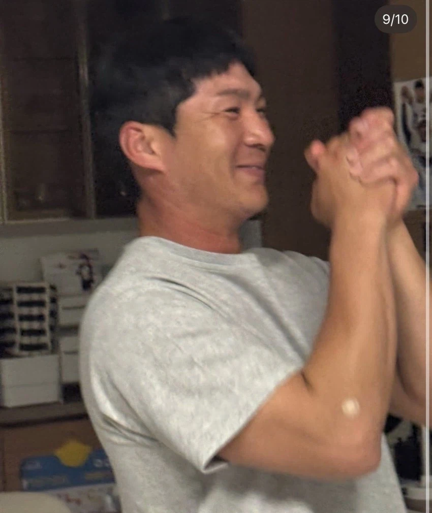 WBC 집관중이던 야구선수_4.webp