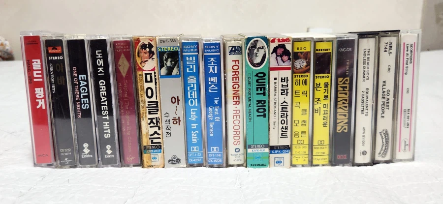 우리집에 있는 거의 모든 카세트테이프_3.webp