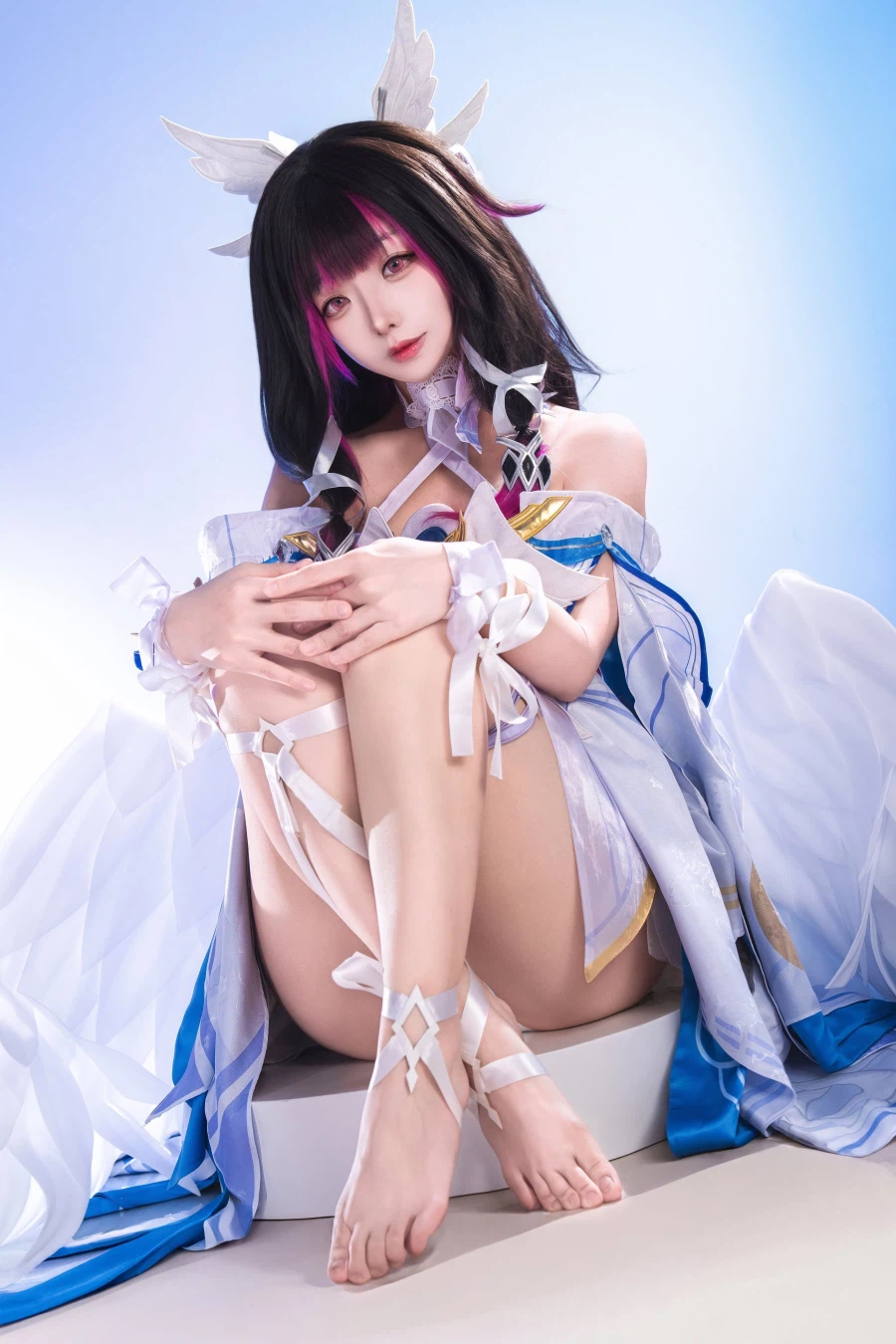 원신 맨다리가 예쁜 콜롬비나 코스프레 모음_1.webp