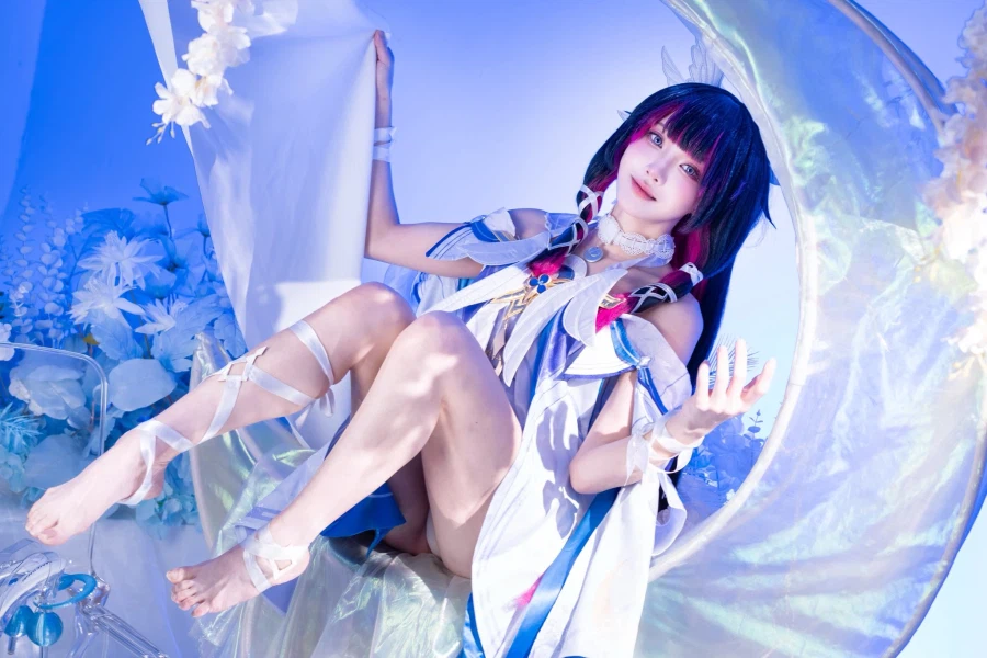 원신 맨다리가 예쁜 콜롬비나 코스프레 모음_6.webp