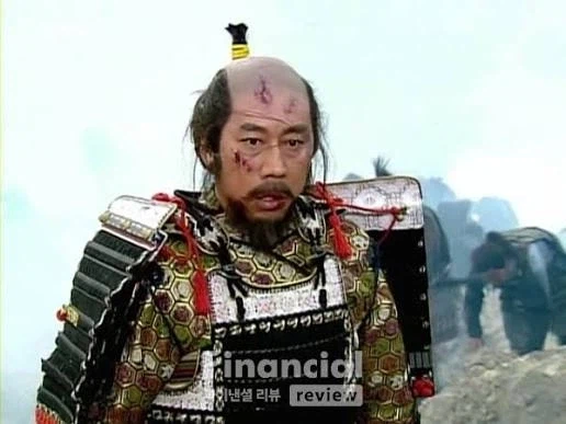 쫄지마 적은 고작 13척의 패잔병이다_2.webp