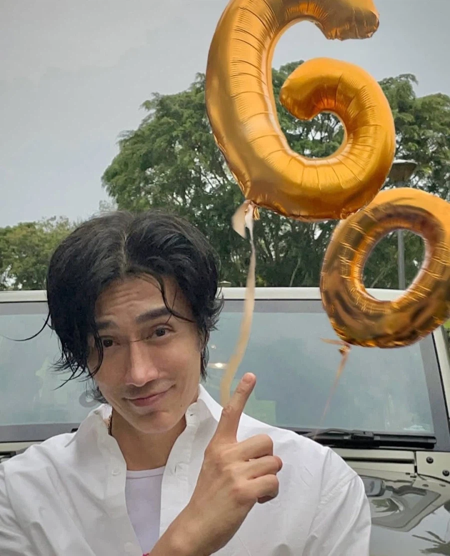 싱가폴 60세 동안 사진사_1.webp