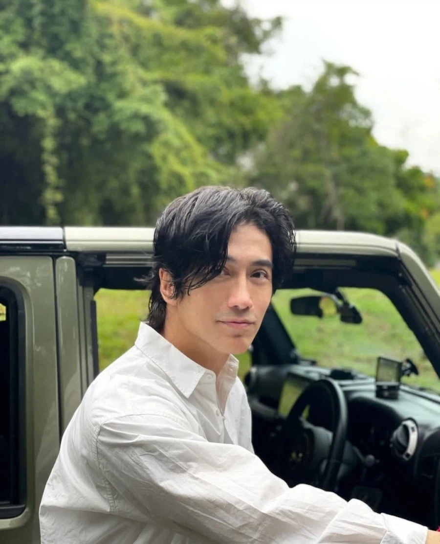 싱가폴 60세 동안 사진사_3.webp