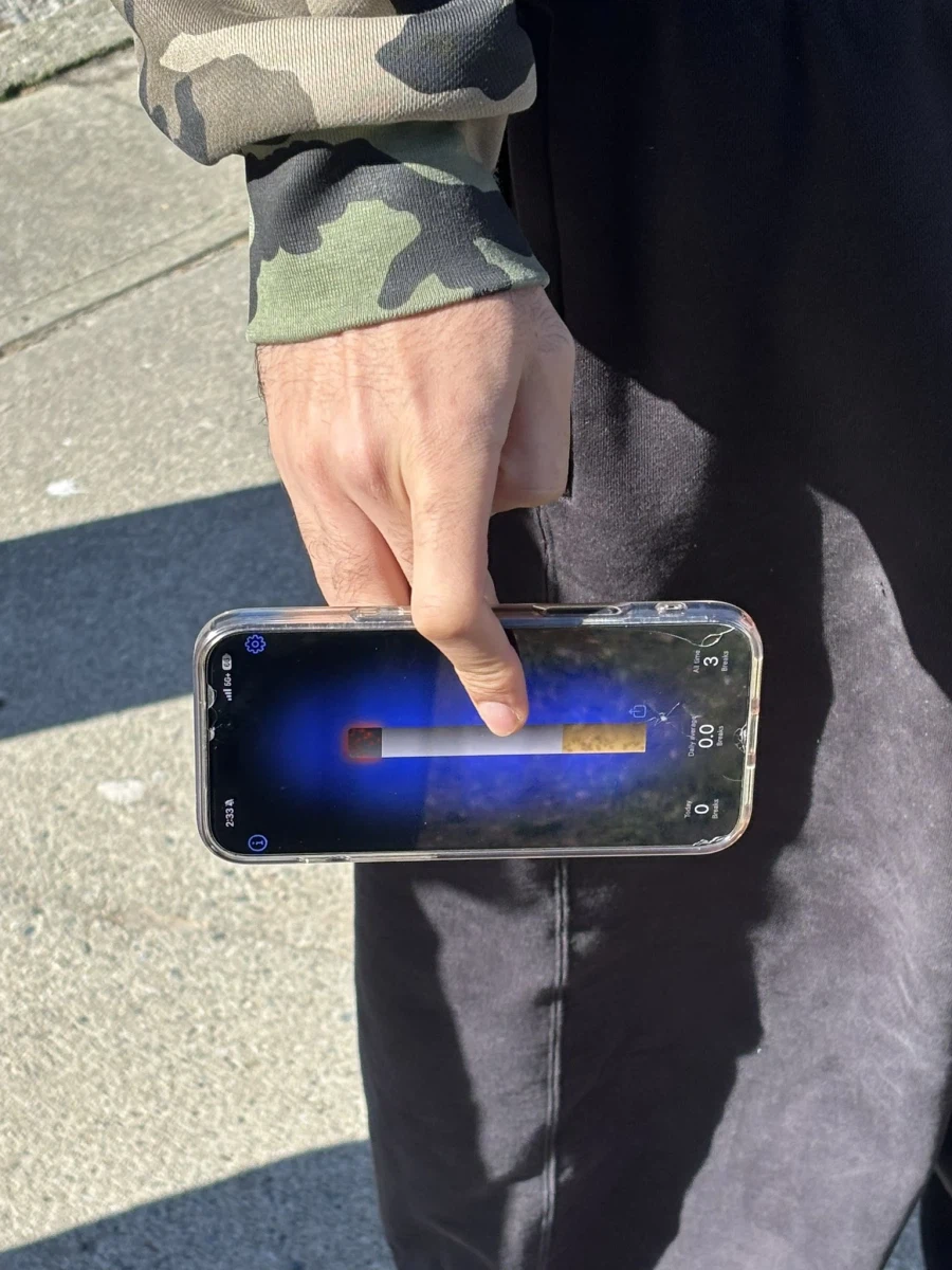 길가에서 전담피우기_2.webp