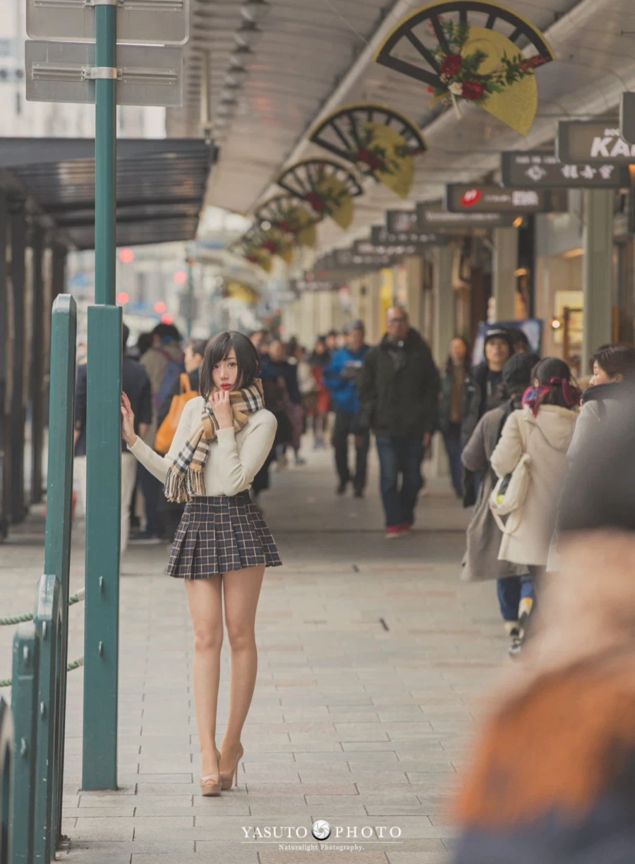 다리 개이쁜 누나_4.webp