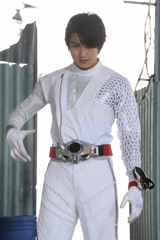 원피스 실사 조로 배우가 걸어온 길_1.webp