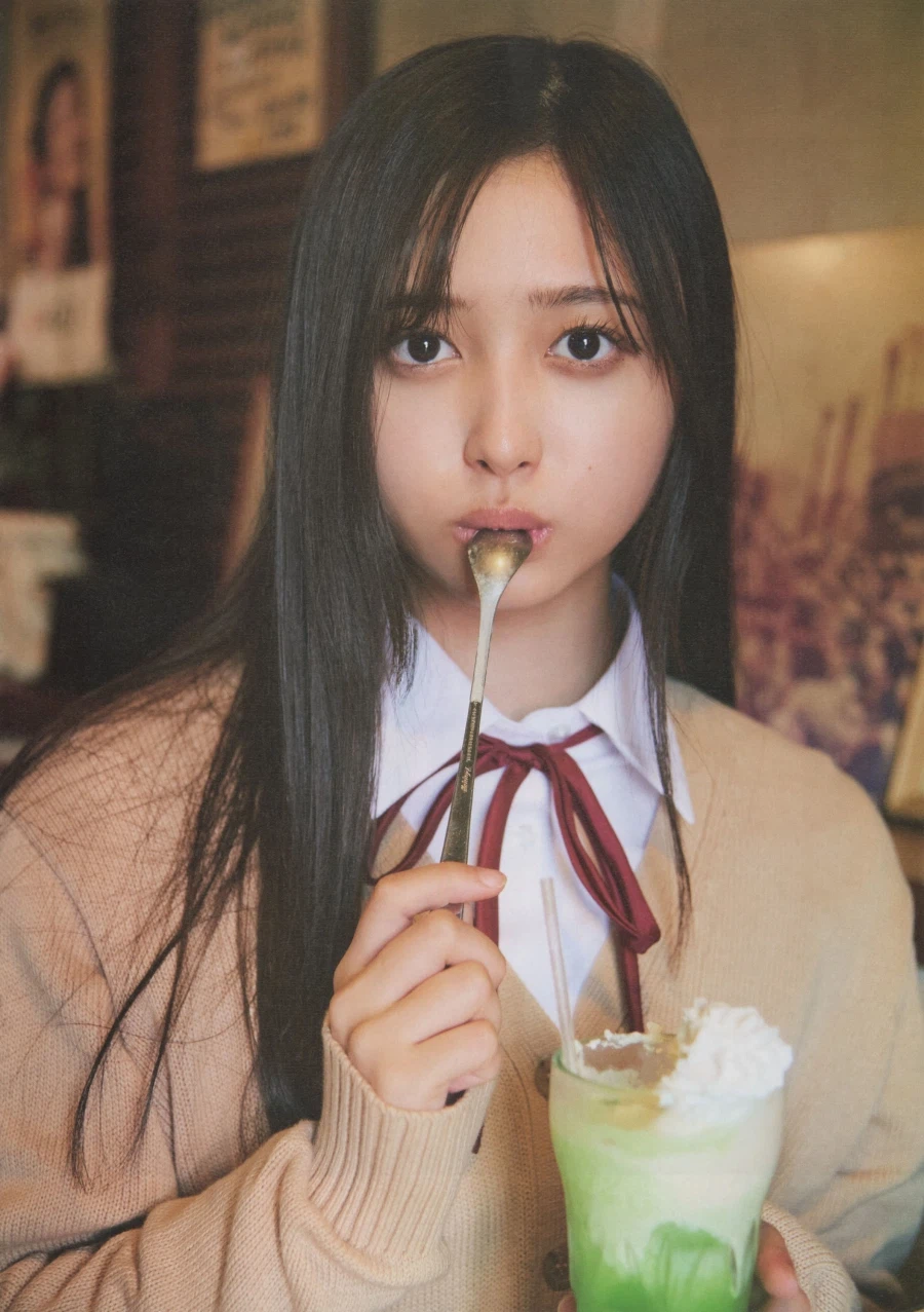 반에서 이쁘다하는 애들 펑균적 외모...._1.webp