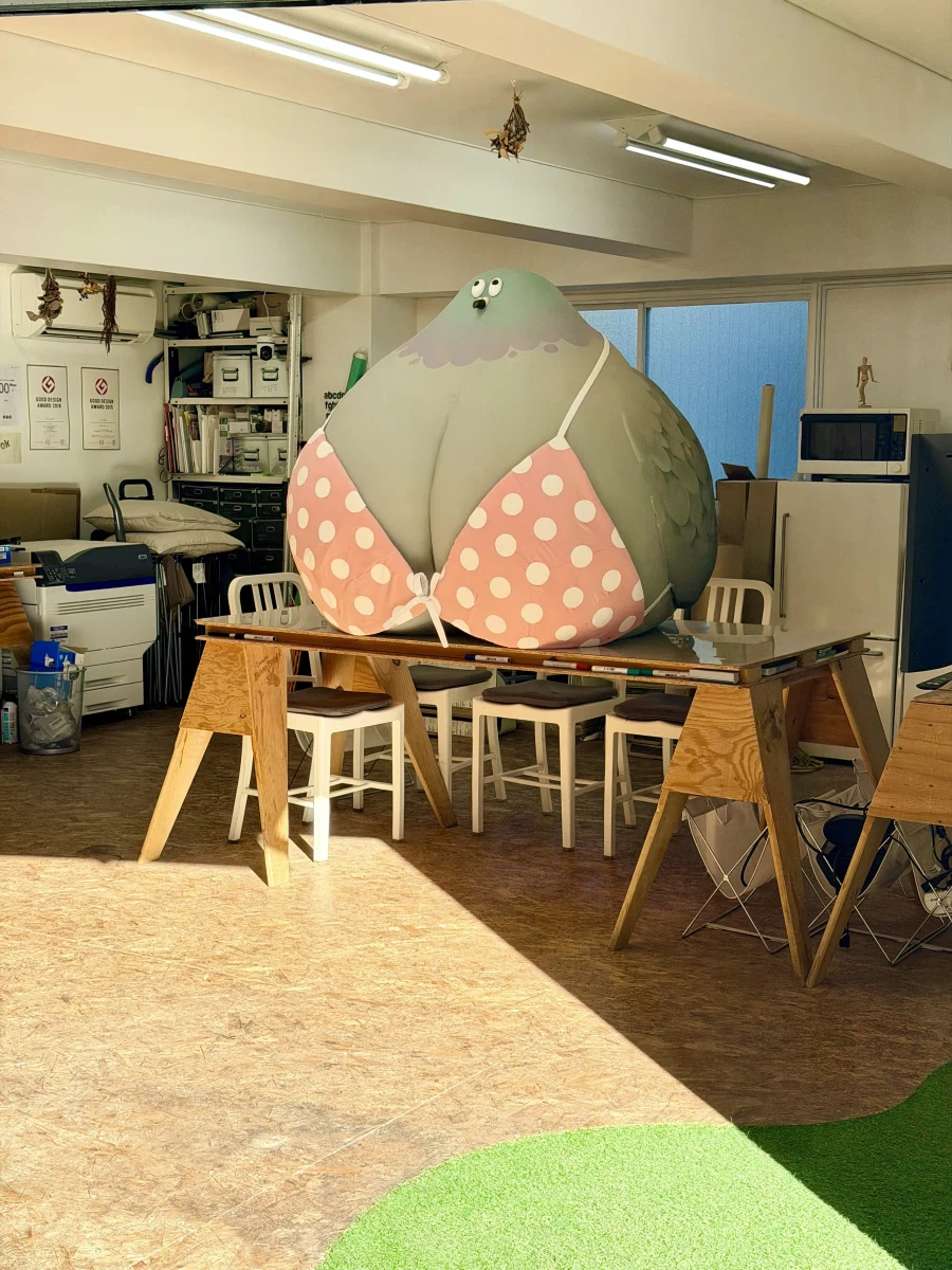 엄청난 크기의 장식품.jpg_1.webp