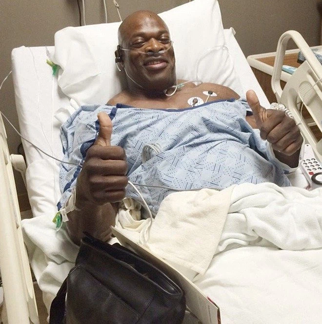 운동 할 때 제발 머신 쓰라는 보디빌더_3.webp