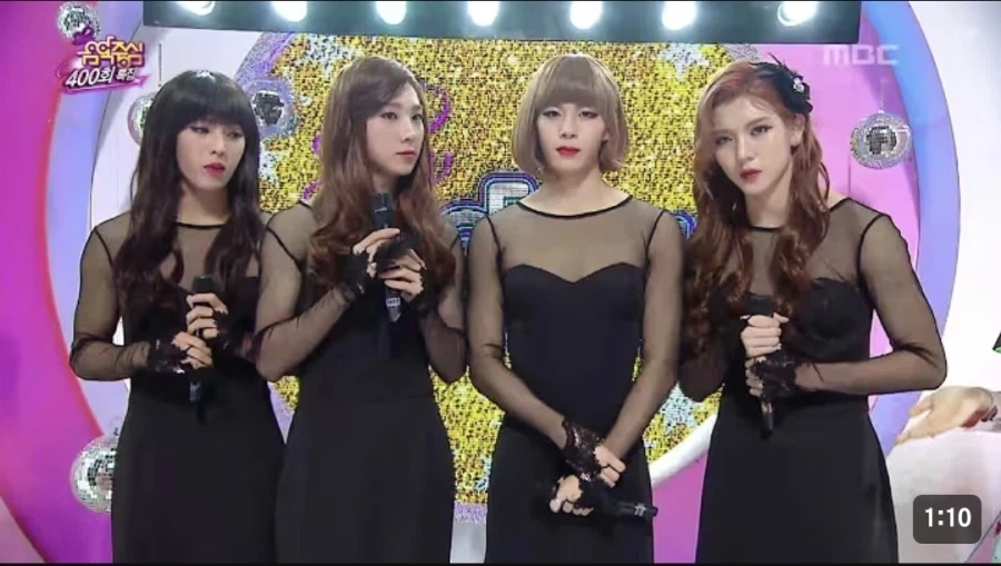 젊고 잘생기고 마른 남자가 전문가의 손길을 받아 여장.JPG_1.webp