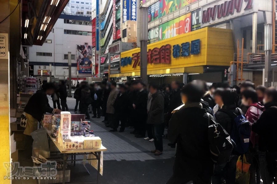 15년전 동일본 대지진 다음날의 일본_1.webp