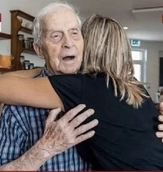 언젠가는...한국사람들도 정식으로 순수문학을 즐기게 되는 날이 올거야.._6.webp