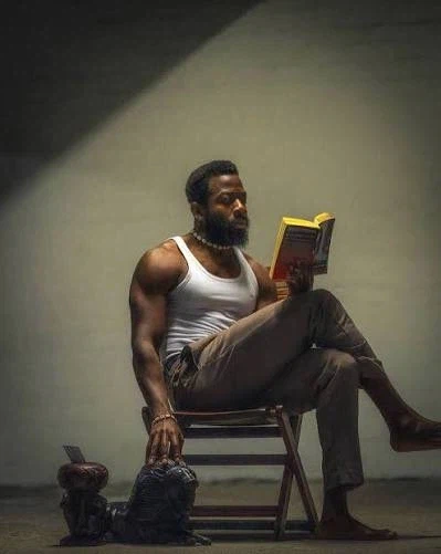 원피스 실사판 브룩배우 분장안할때 모습_5.webp