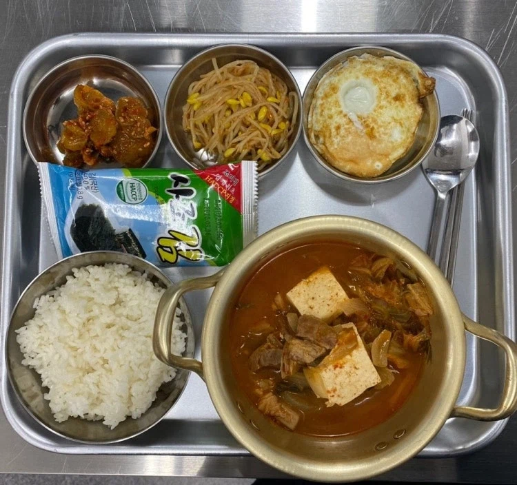 음식점들 특... 이거 한그릇 팔아도 남는거 없어_1.webp