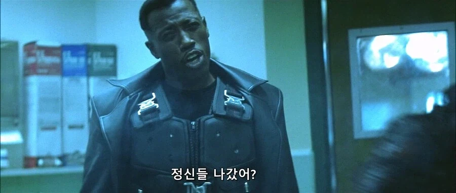 냅다 흑인만 쏴제끼는 경찰들.jpg_6.webp