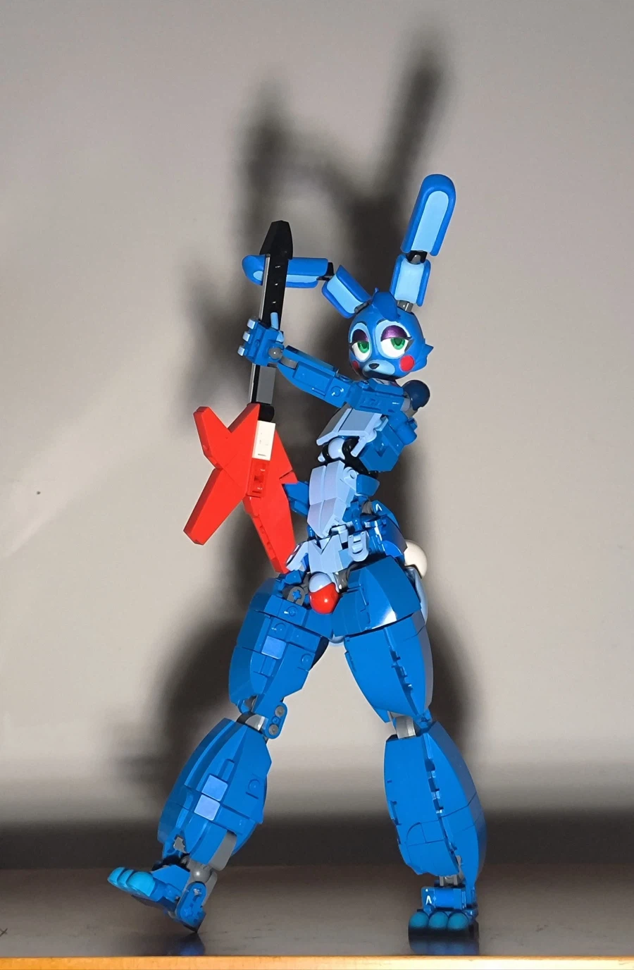 조금 수상한 레고_2.webp