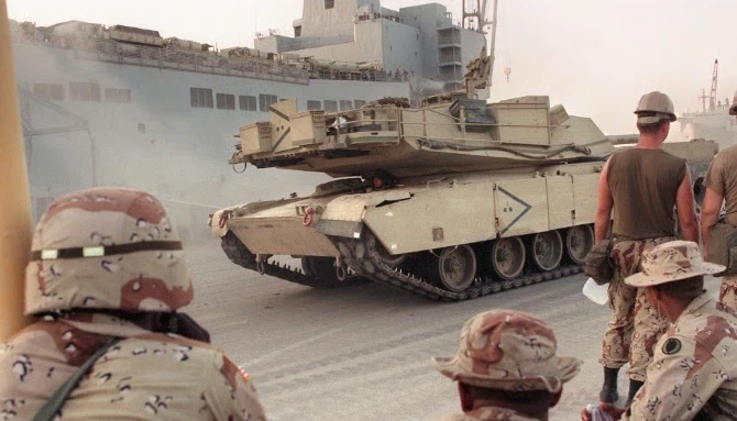 미군 이새끼들 30년동안 뭐한거지??_1.webp