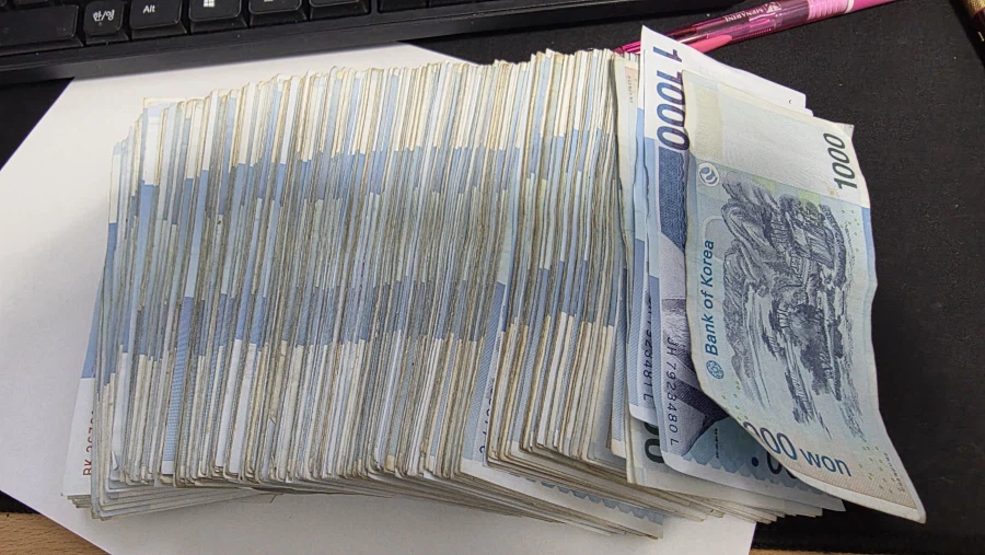 40만원 벌었다.............jpg_1.webp