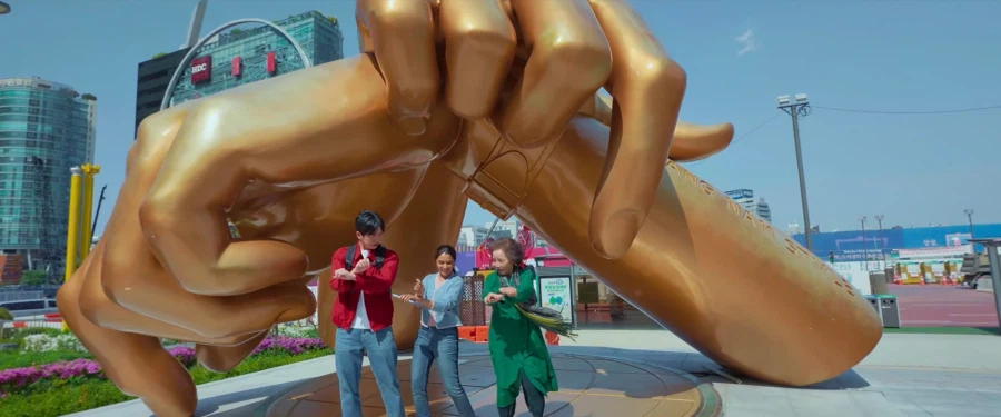 넷플릭스 인도 영화에 나오는 한국_13.webp