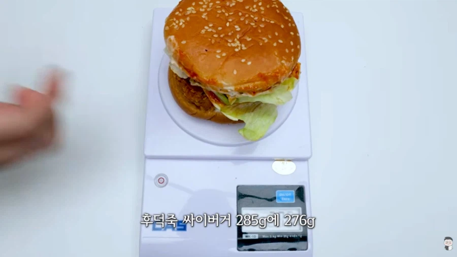 맘스터치도 맥도날드 따라하나 ㅋㅋㅋ_1.webp