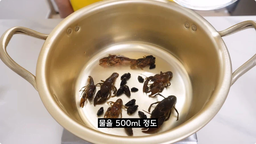 검정고무신에 나온 가재 매운탕 재현.jpg_28.webp