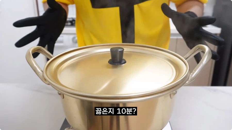 검정고무신에 나온 가재 매운탕 재현.jpg_37.webp