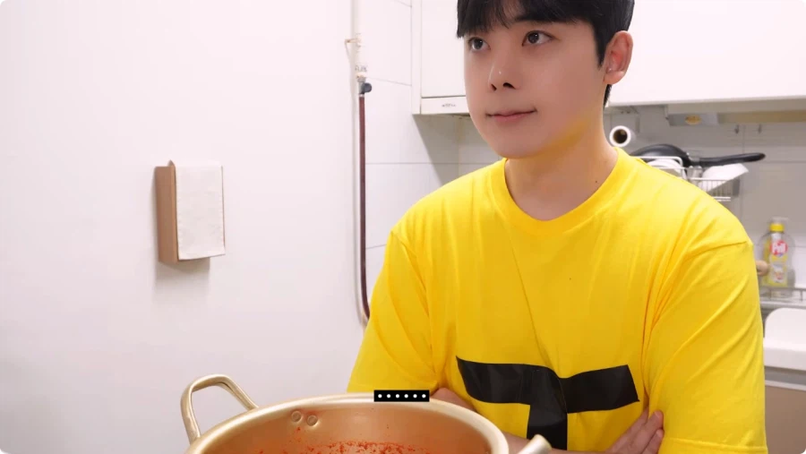 검정고무신에 나온 가재 매운탕 재현.jpg_60.webp