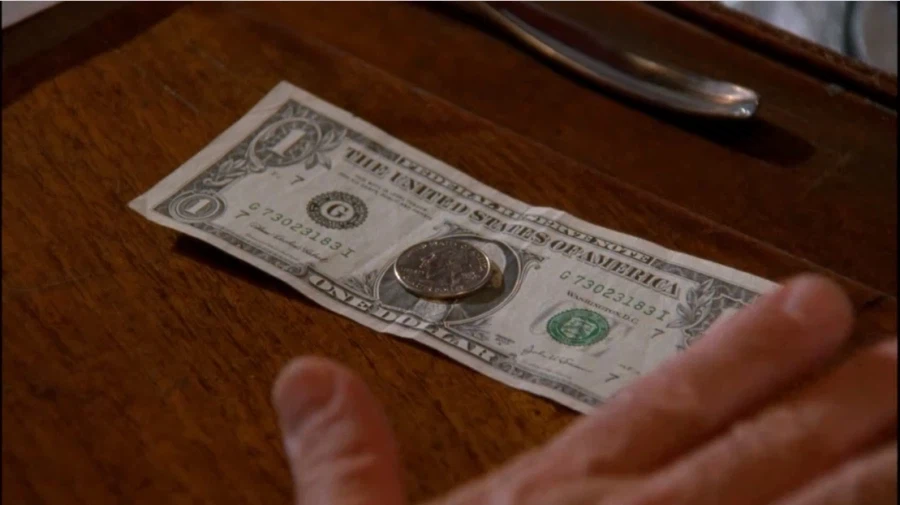 바텐더가 입을 열지 않은 이유_18.webp