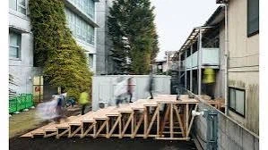 담 하나 사이에 두고 교류 하나 없던 두 대학.jpg_4.webp