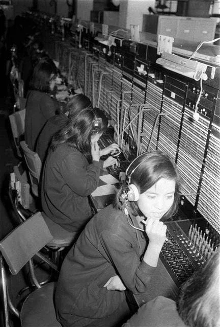 역사속으로 사라진 전화교화원_2.webp