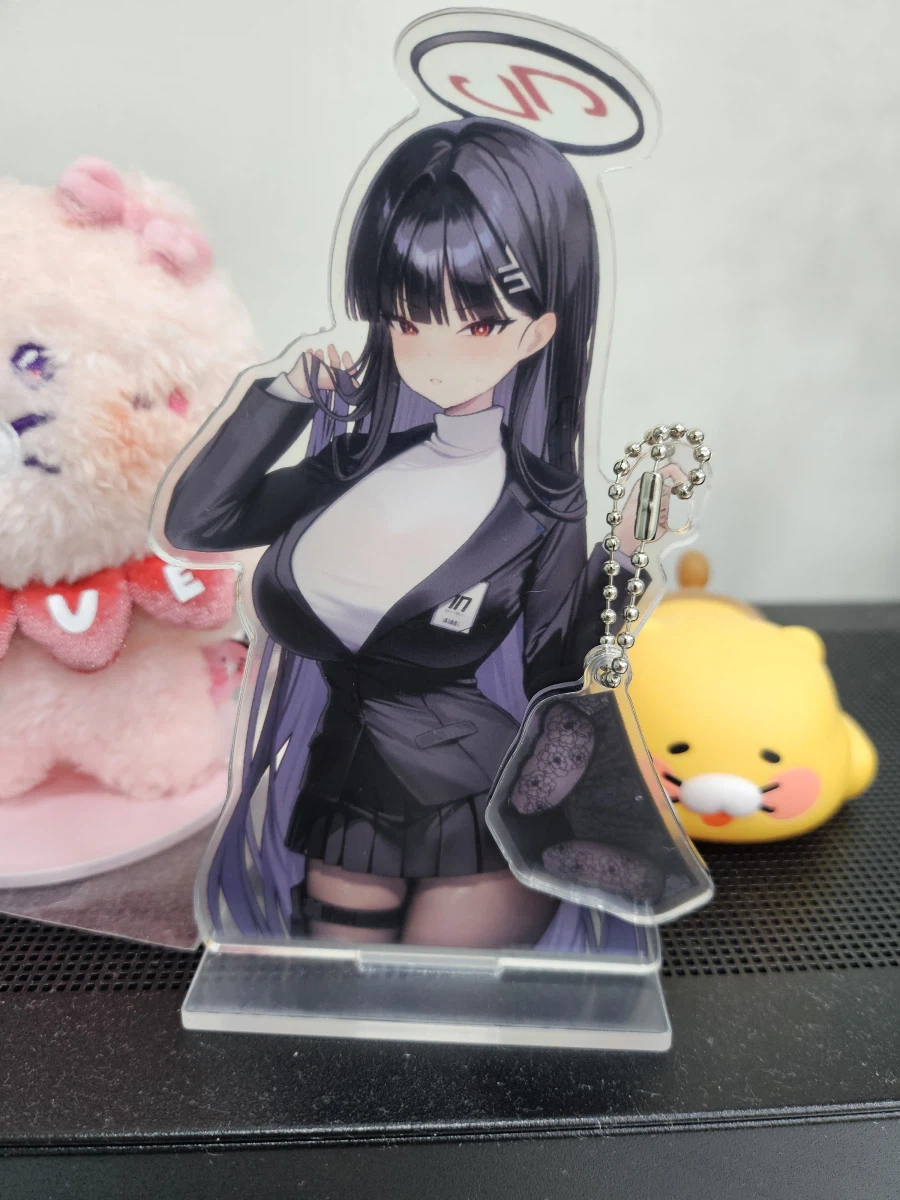 원래 아크릴 굿즈안사는데_1.webp