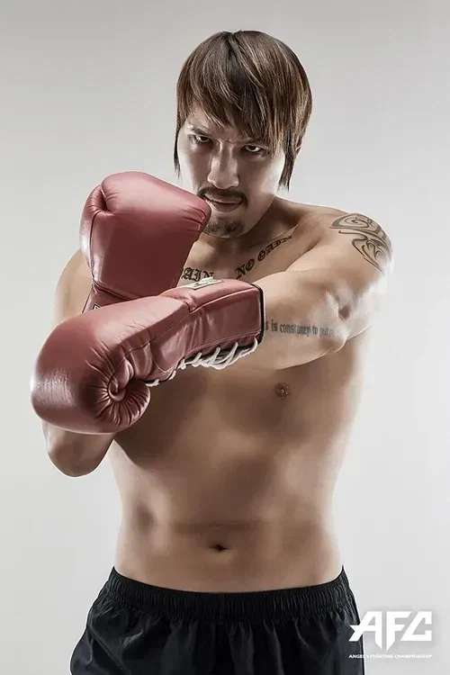 최홍만 전성기 당시 피지컬이 역대급인 이유_1.webp