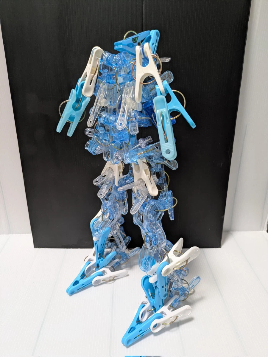 빨래집게 전투기의 세계_5.webp