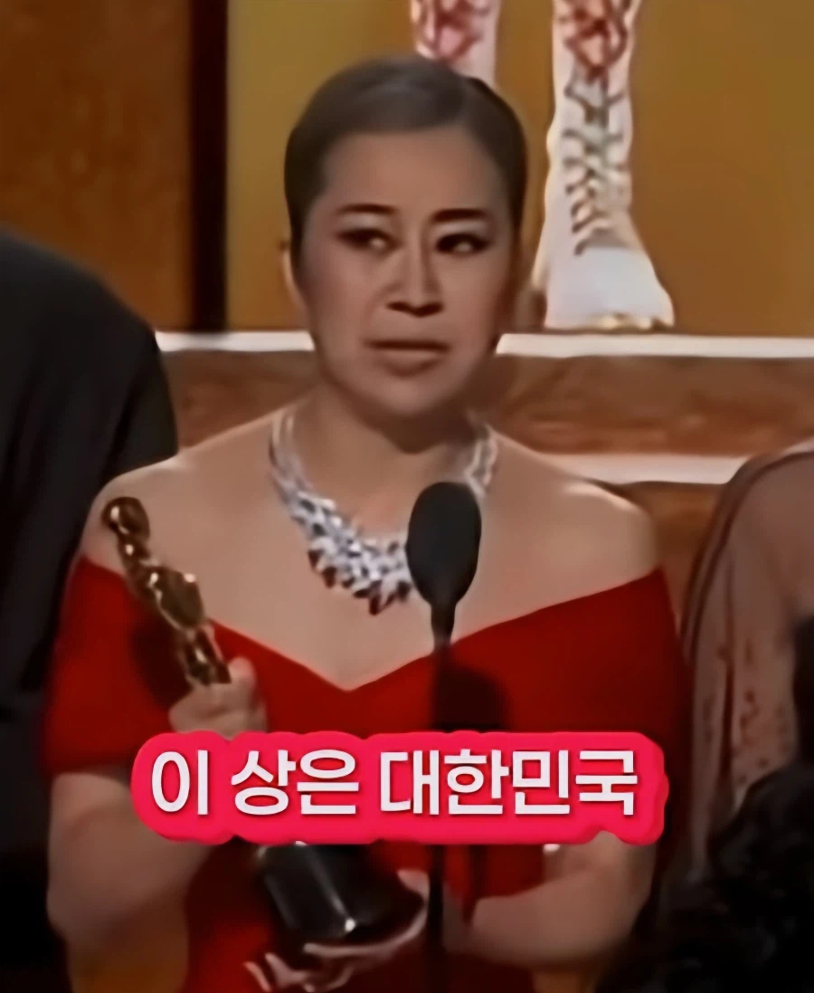 뽕좀 채우실줄 아는 케데헌 감독님_5.webp