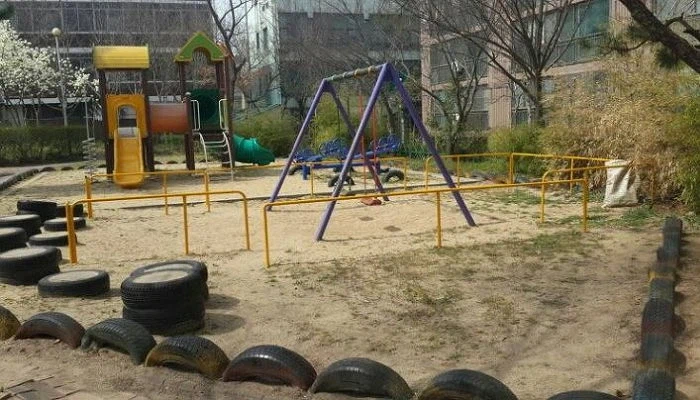 진짜로 땅파면 돈나오던 시절.JPG_1.webp