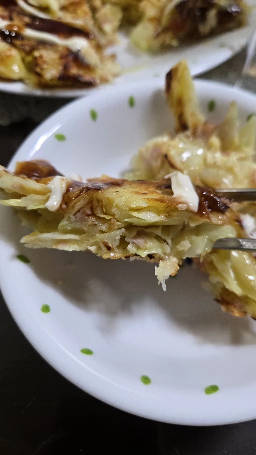 야옹이랑 오토코노코미야끼 먹음_3.webp