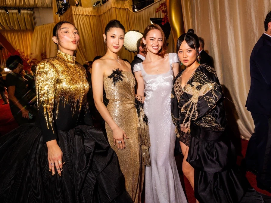 케데헌)성공한 케이팝 덕후.jpg_1.webp