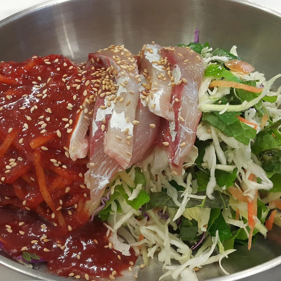 회덮밥 한국 vs 니뽕국_1.webp