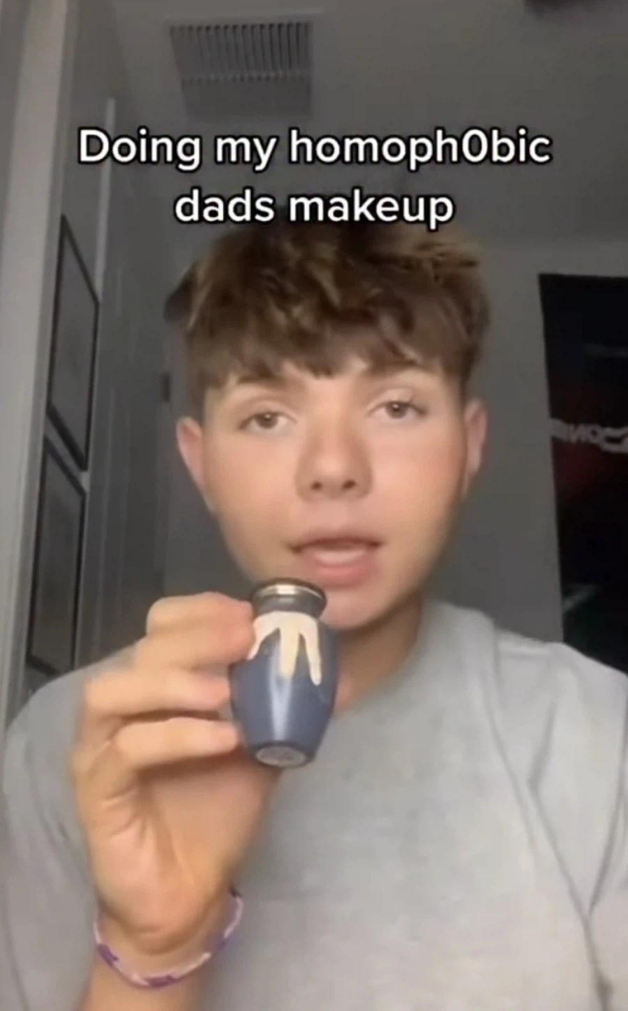 호모포비아 아빠 화장해주긔_1.webp