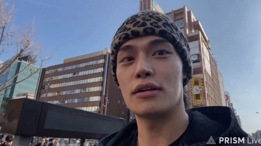 존잘맨이 메이드카페 가면 생기는 일_1.webp