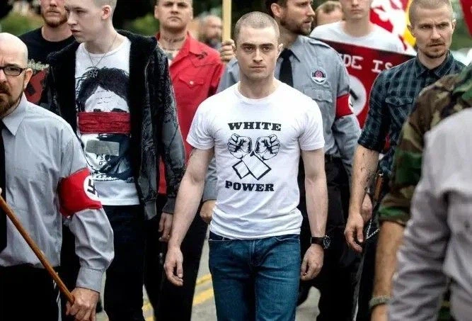 번개흉터가 두개가 된 해리포터_1.webp