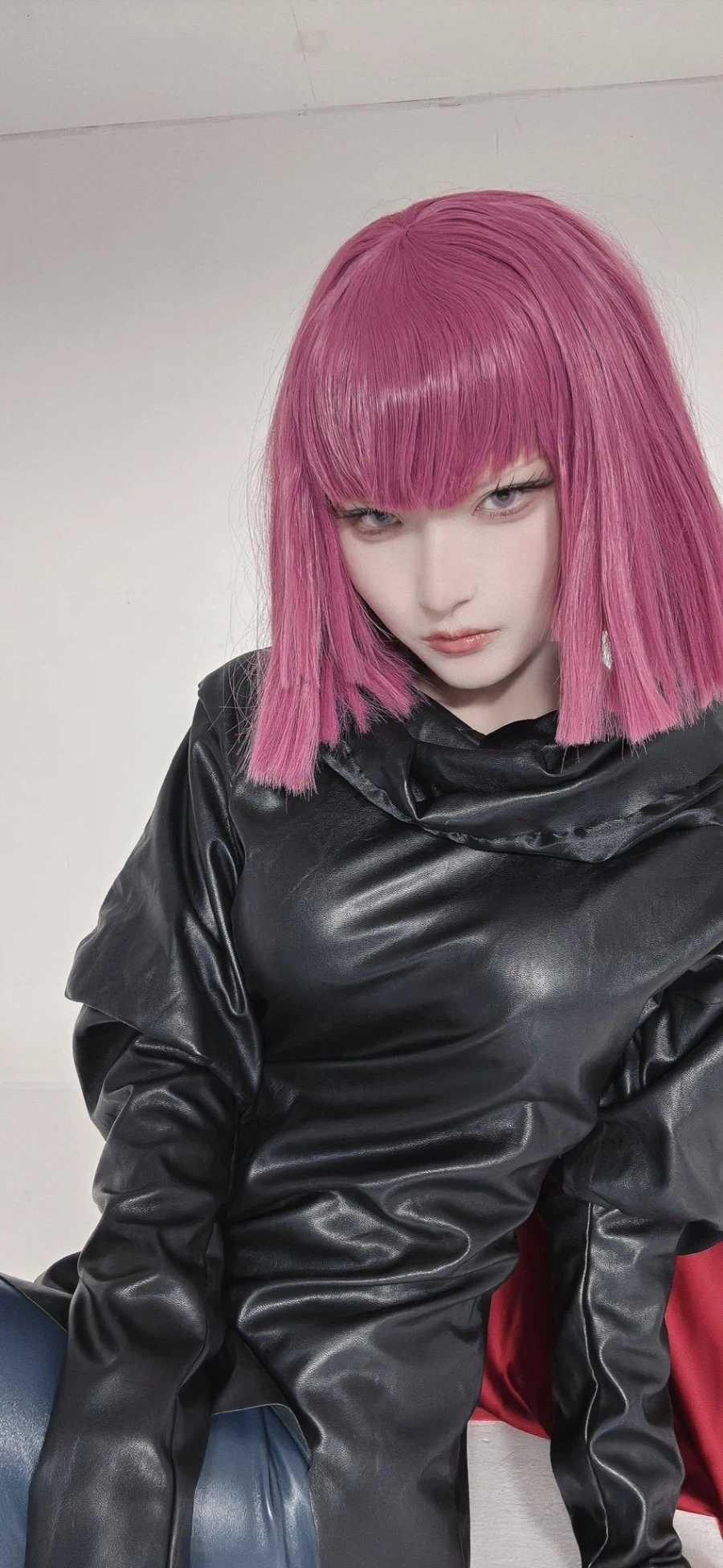 하만 칸 : 샤아는 내 아버지가 되어줄 남자였다_1.webp