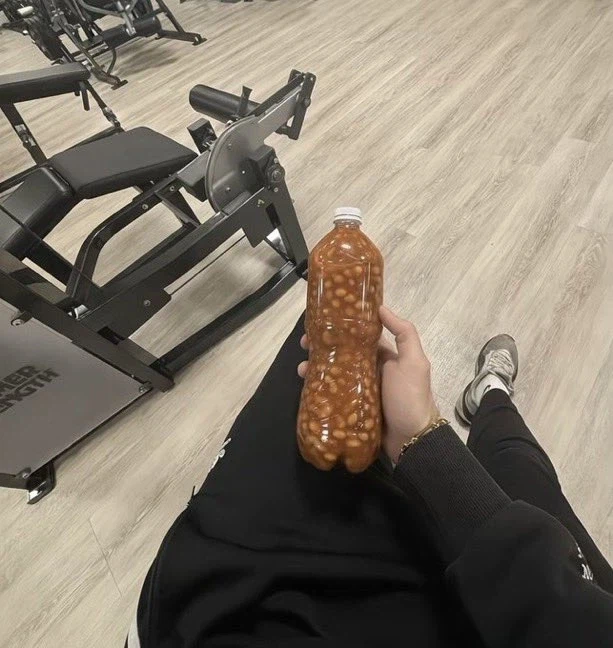 헬스장 빌런_1.webp