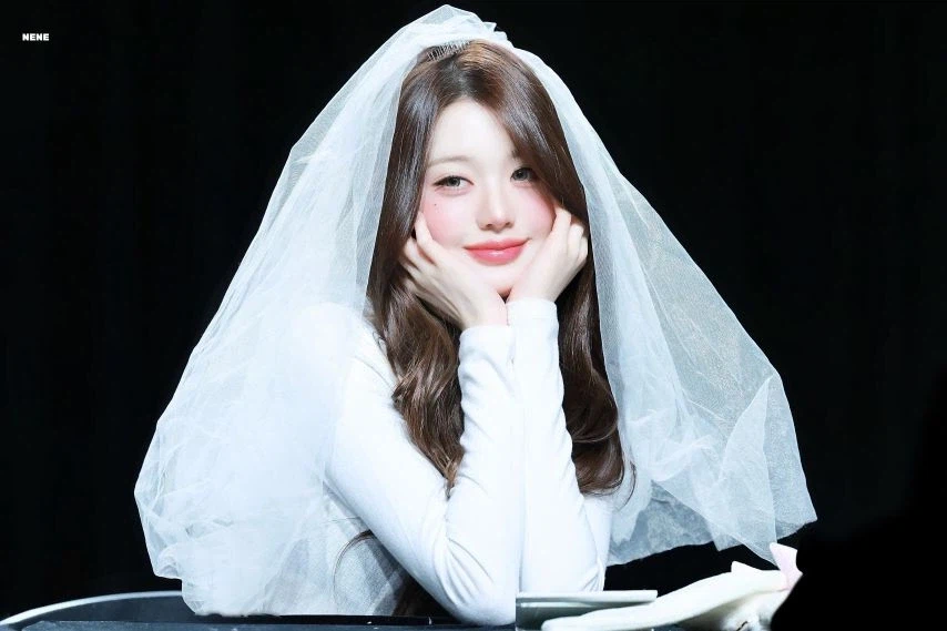 아이브 장원영_2.webp